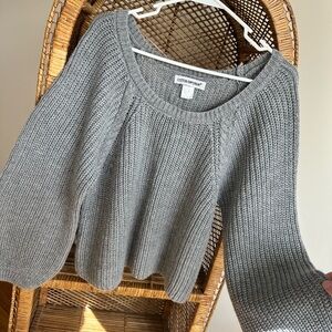 Bubble sleeve sweater